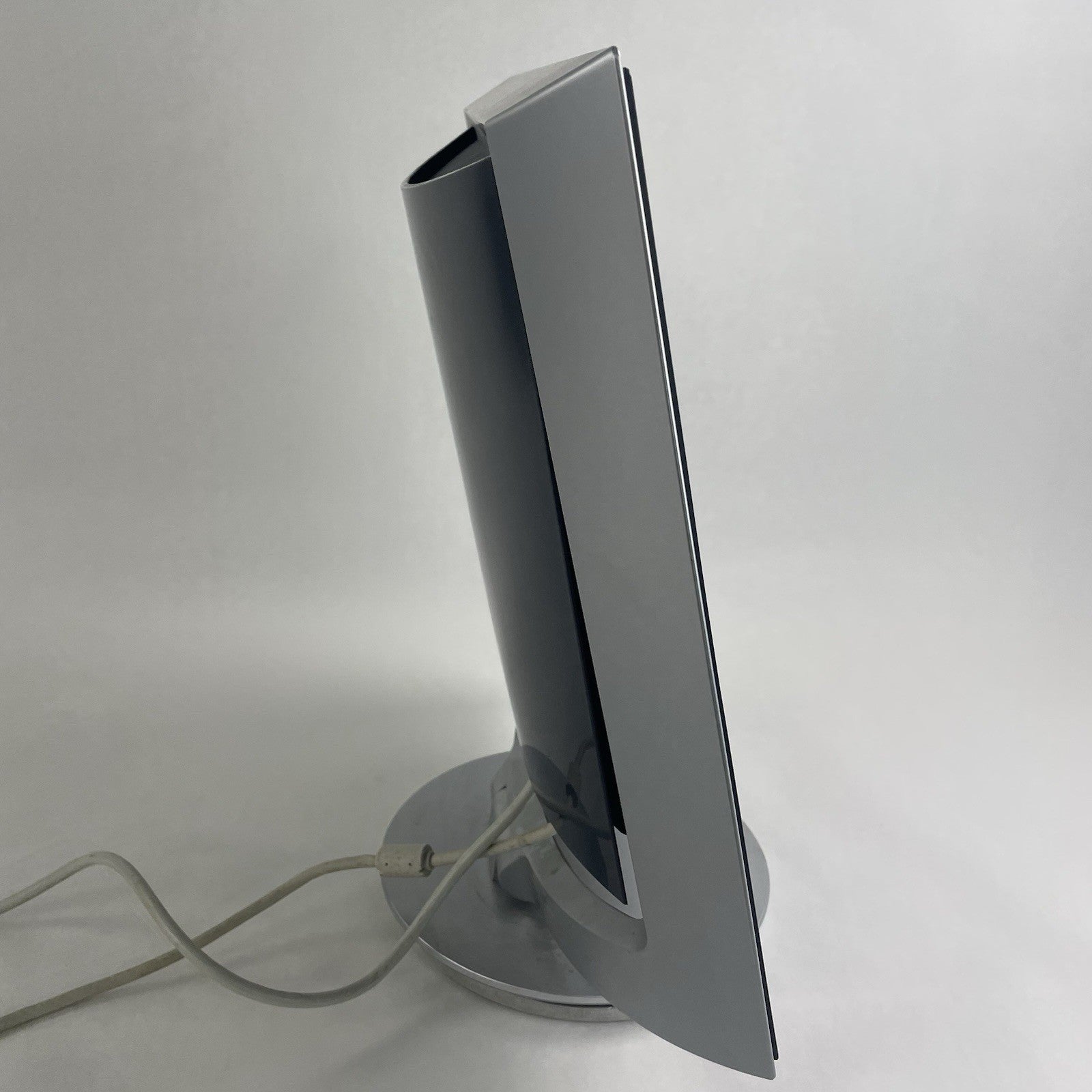 Sony SDM-HS73 17" Monitor2