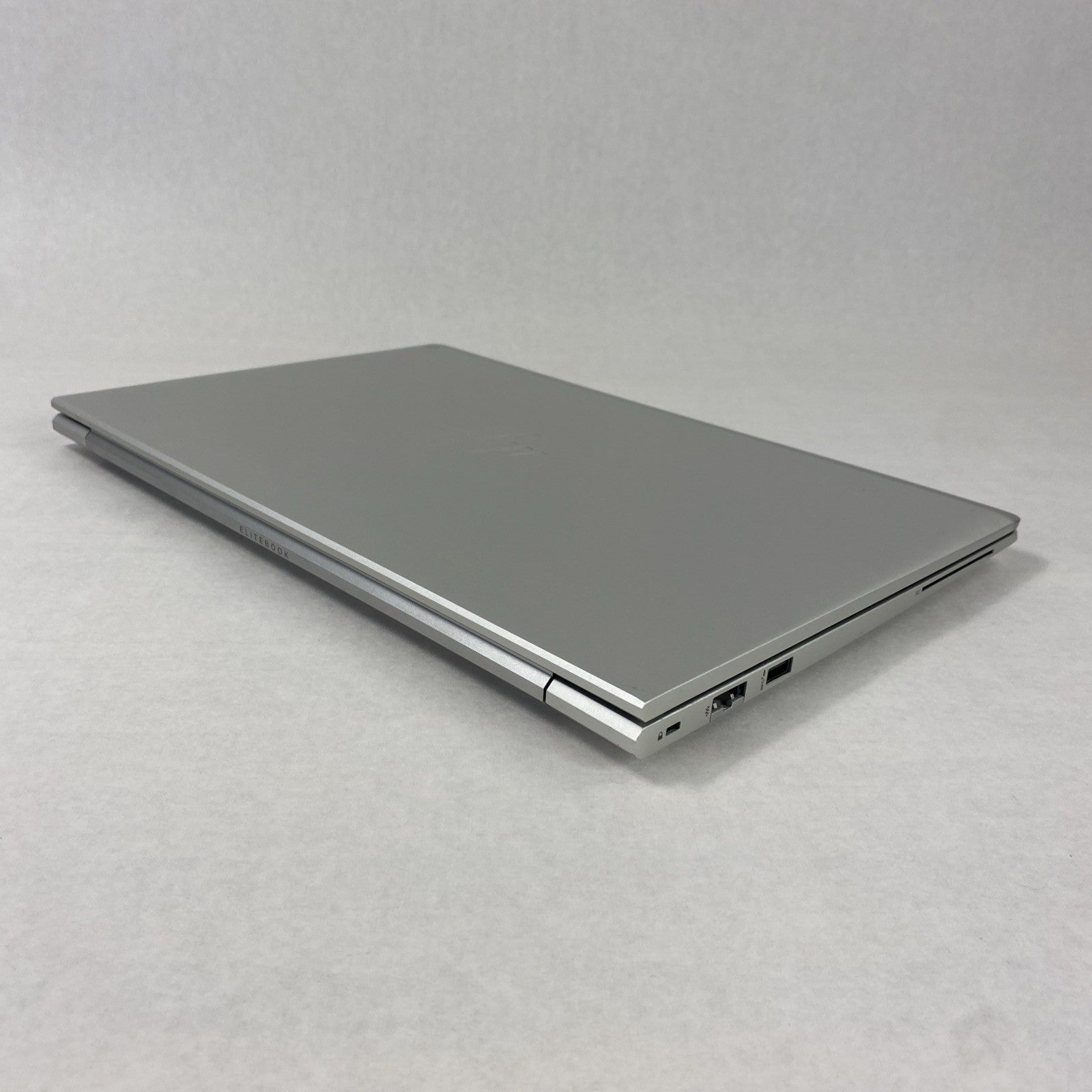 HP EliteBook 655 G10 AMD Ryzen 7 Pro 7730U 2.00 GHz 16GB RAM 15.6" No HDD No OS