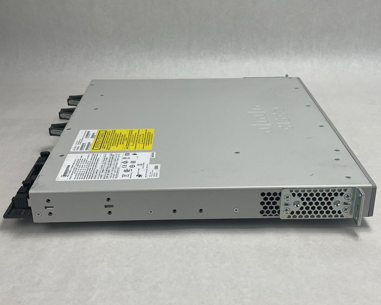 Cisco Catalyst C9300L-24T-4G-E V01  24-Port 9300 Tested & Reset 2x PSU