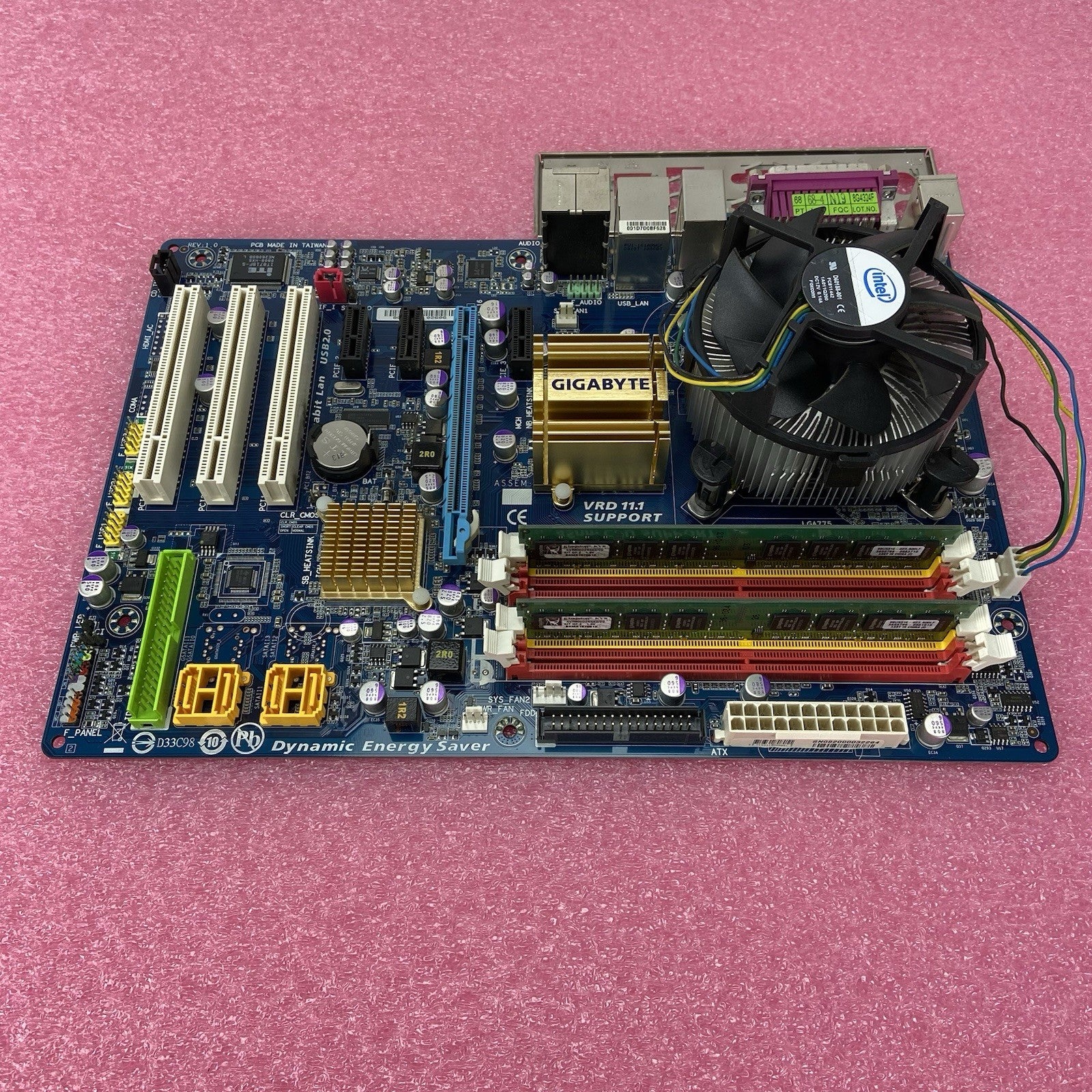 Gigabyte EP35-DS3L Motherboard Intel Core 2 Quad Q6600 2.4GHz 2GB RAM w/Shield2
