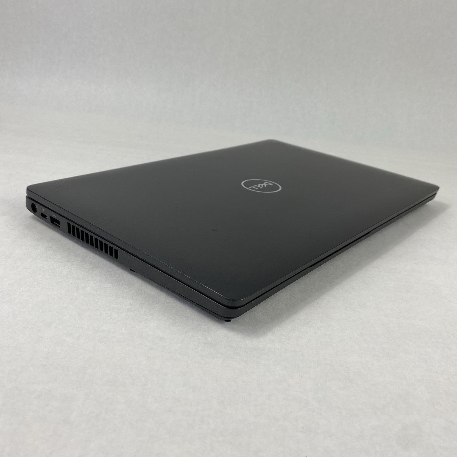 Dell Latitude 5500 Core i5-8365U 1.6GHz 16GB RAM 15.6" No Battery No HDD No OS