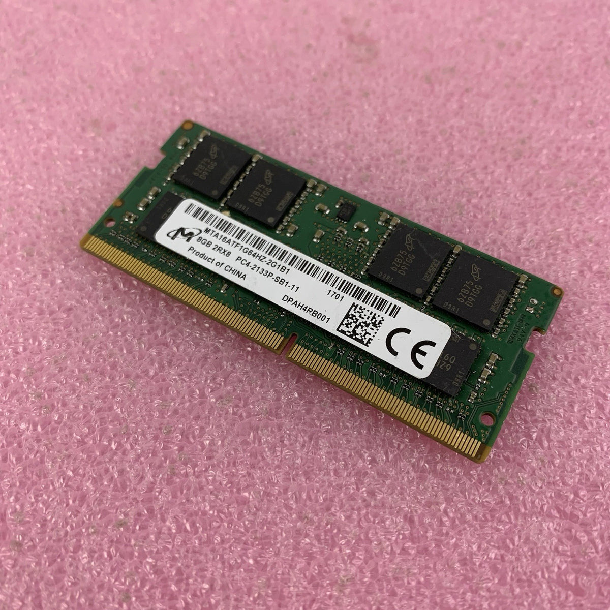 Micron 8GB 2RX8 PC4-2133P-SB1-11 - Untested0