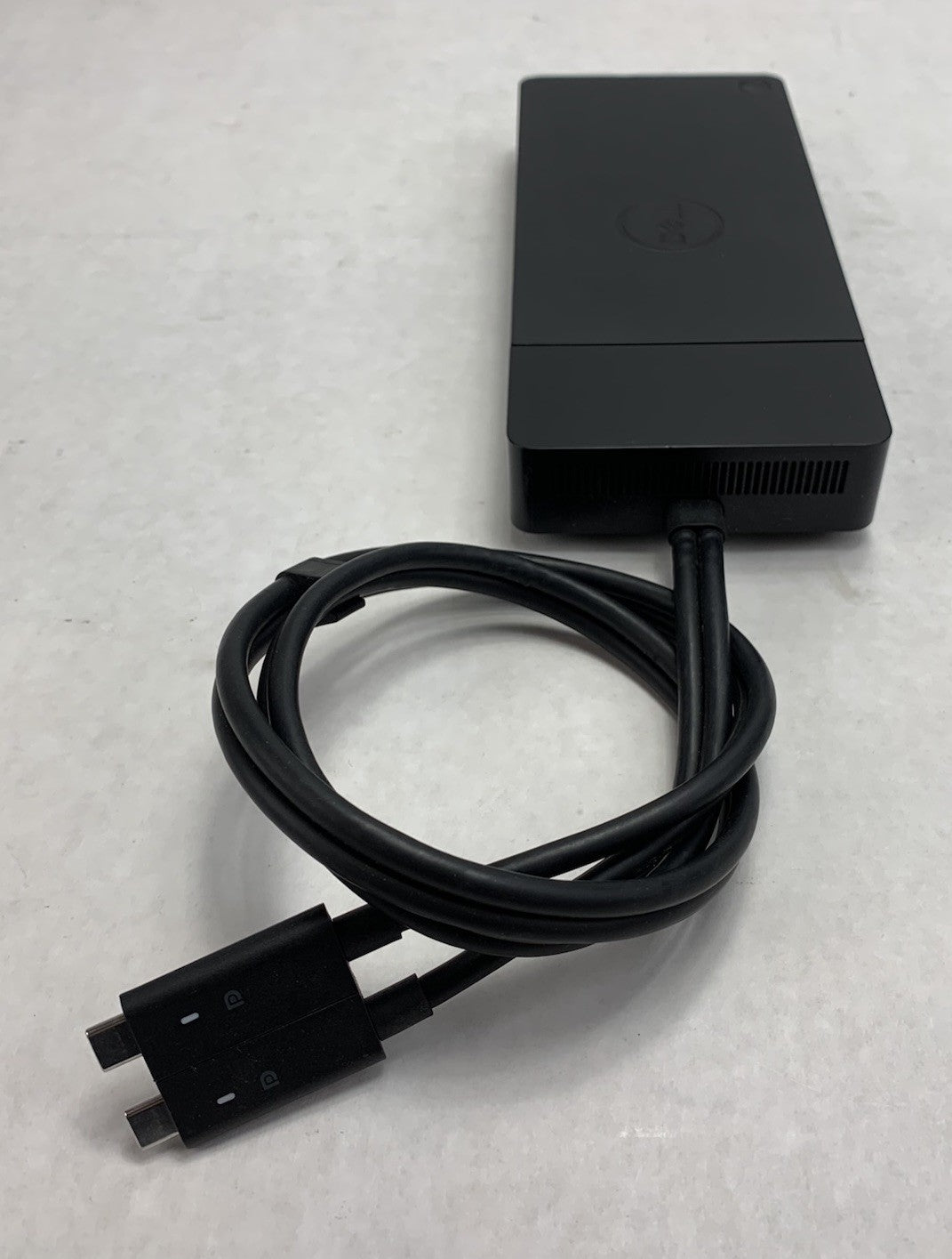 Dell WD19DCS Thunderbolt USB-C Docking Station7