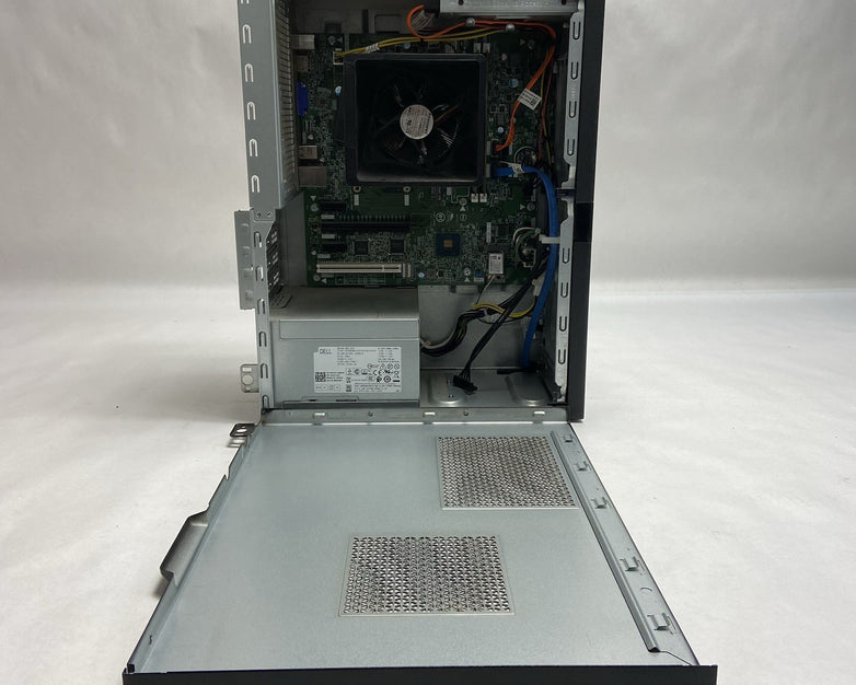 Dell Vostro 3670 MT Intel Core i5-8400 2.8GHz 16GB RAM No HDD No OS