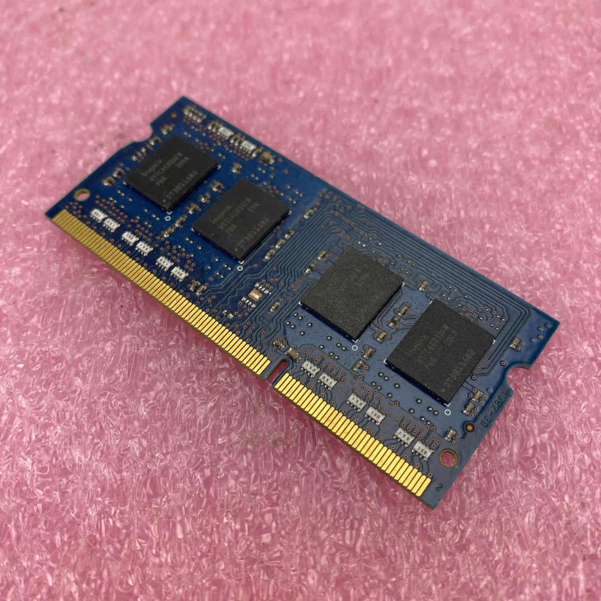 SK Hynix 4GB PC3L DDR3L Laptop Memory Ram HNT451S6AFR8A-PB - Lot of 62