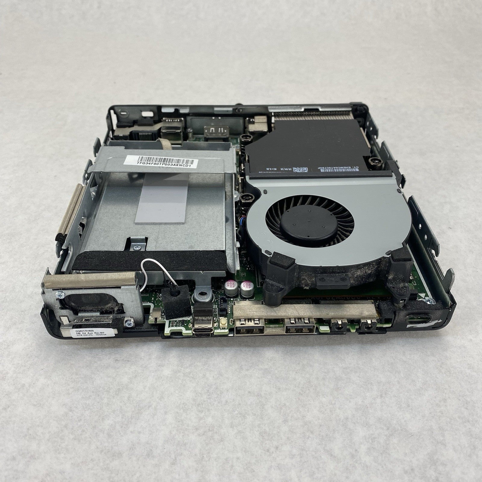 HP EliteDesk 705 DM 35W Micro AMD Pro A10-9700 ER7 3.5GHz 4GB RAM No HDD OS AC