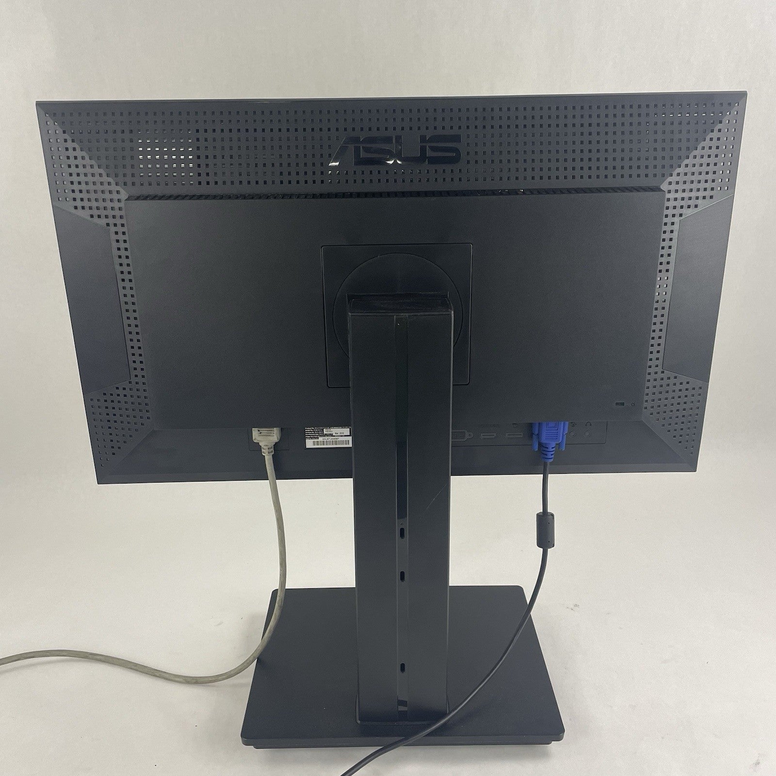 Asus PB258 25" Monitor Resolution: 2560x1440 QHD @ 60Hz Finish: Matte8