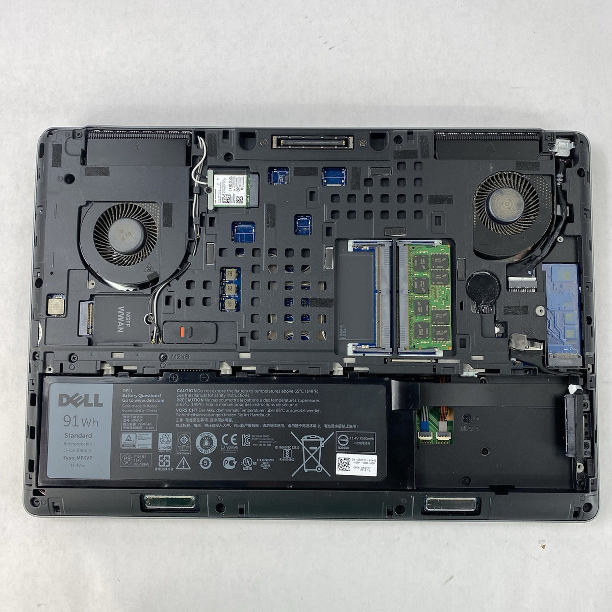Dell Precision 7510 15.6" i7-6920HQ 2.90 GHz 8GB RAM No SSD/OS/AC18