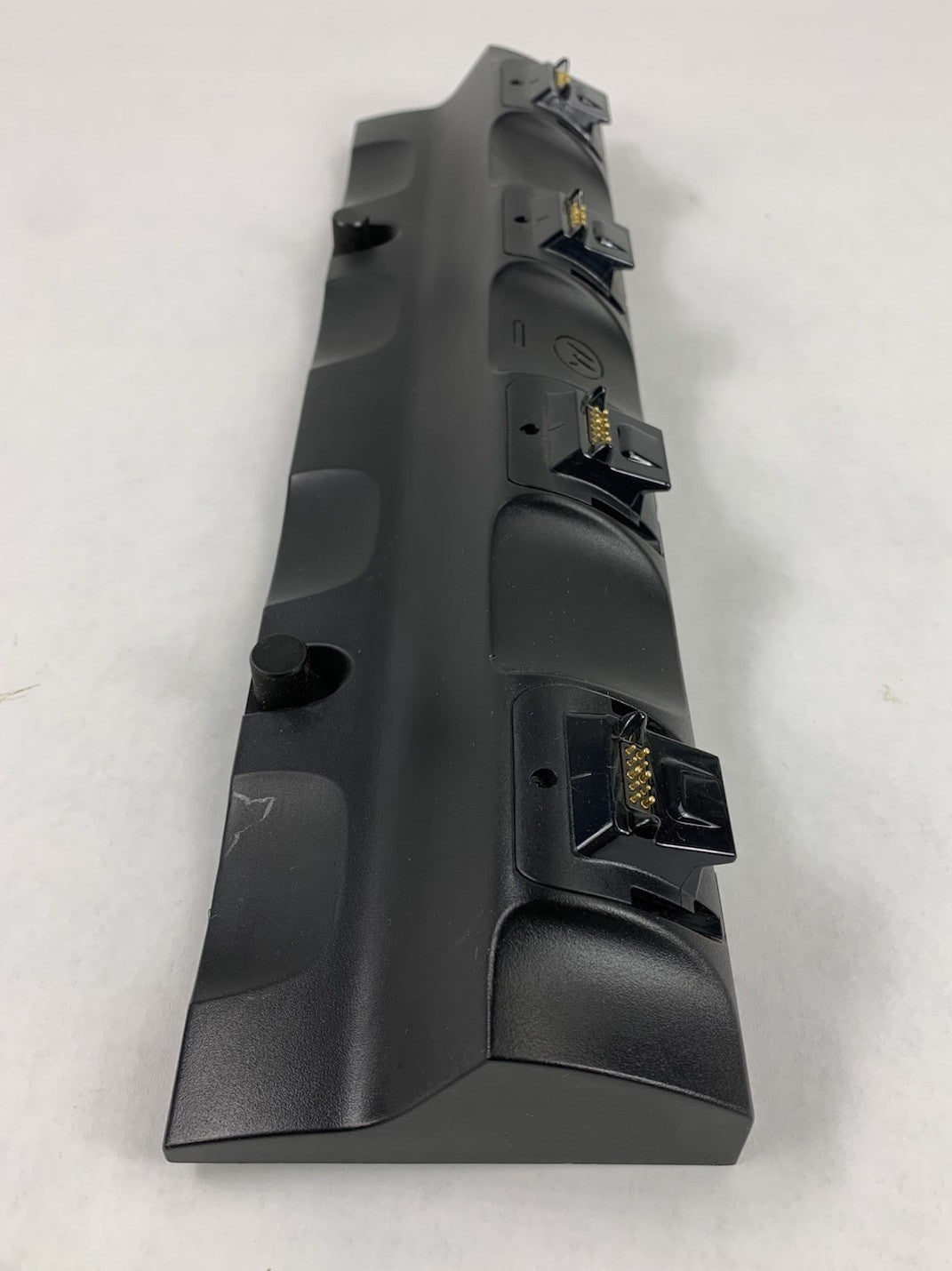 Motorola CRD9501-4E 9500 Series 4-Slot Charging Cradle2