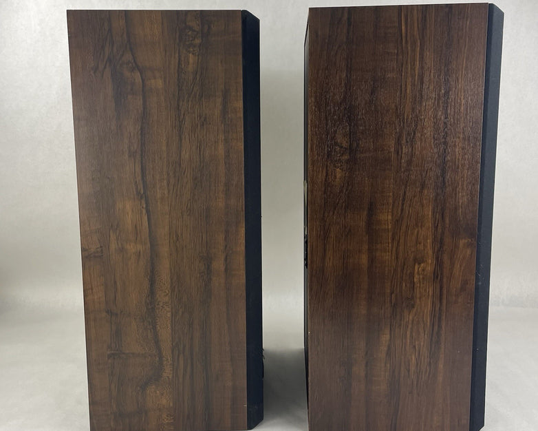 Sanyo SS-340 26" Home Audio Floor Standing Walnut Speaker Pair 8 Ohm