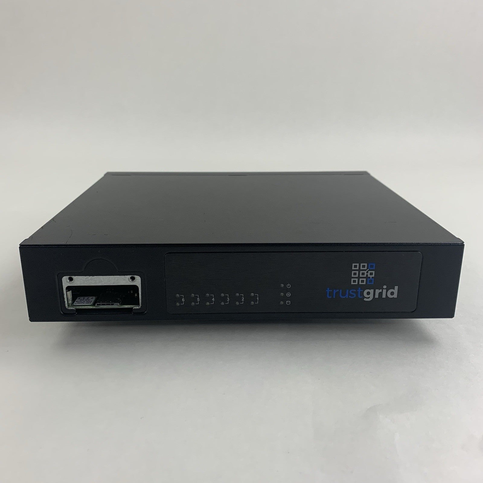 Lanner NCA-1513E Trustgrid Desktop Network Appliance No OS No Drive No AC1