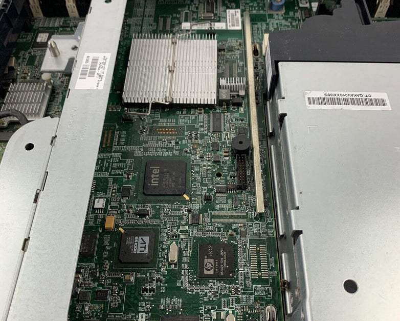 HP Proliant DL360 G6 Intel Xeon E5520 2.27 GHz 8 GB DDR3 RAM NO HDD NO OS