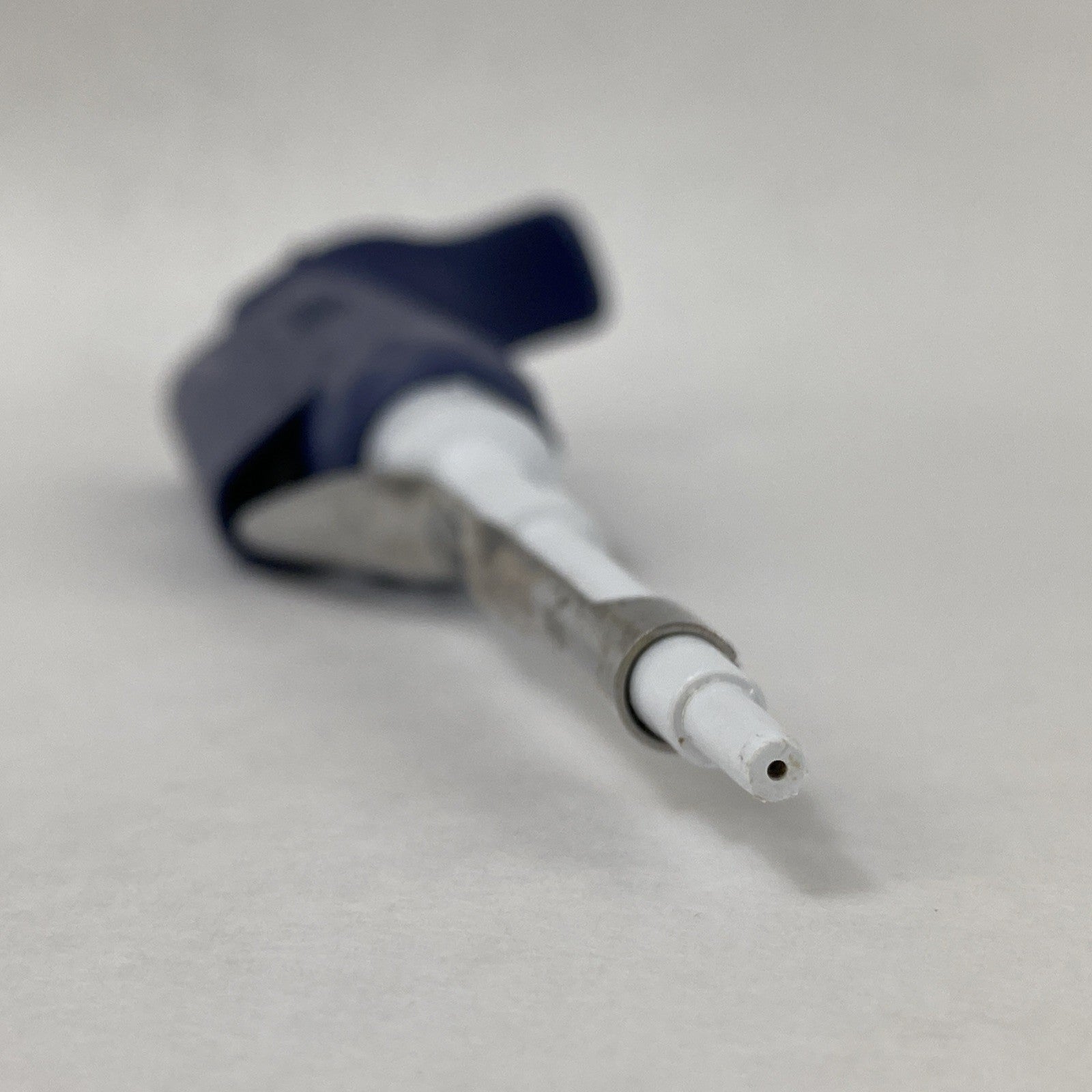 Rainin Pipetlite L10 LTS 10 0.5-10 µL Single Channel Handheld Manual Pipette4