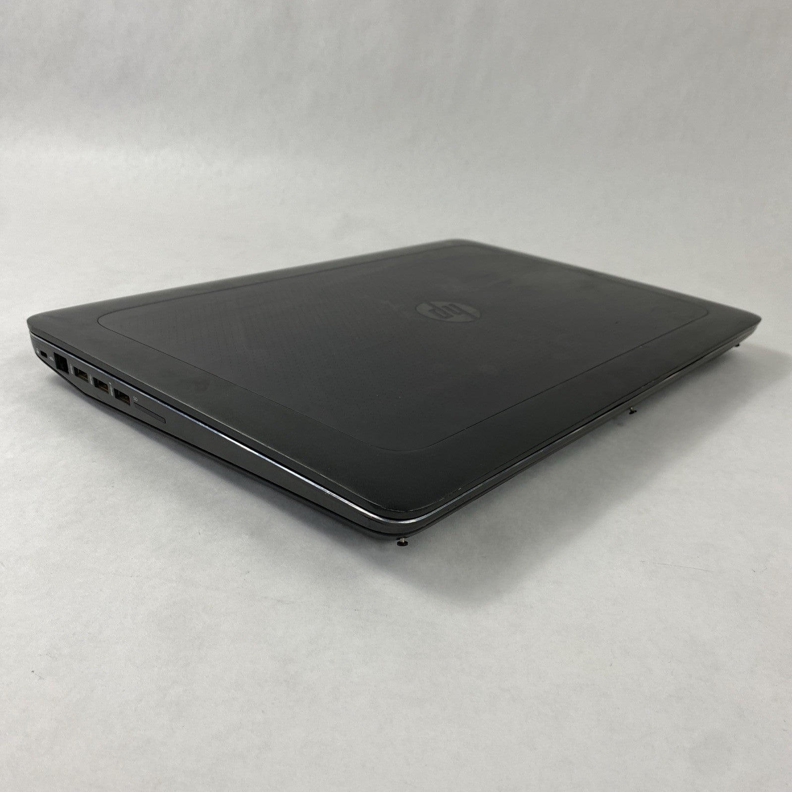 HP ZBook 17 G3 Intel Xeon E3 1535M V5 2.9GHz 16GB RAM 17.3" No SSD/OS/AC/Batt13