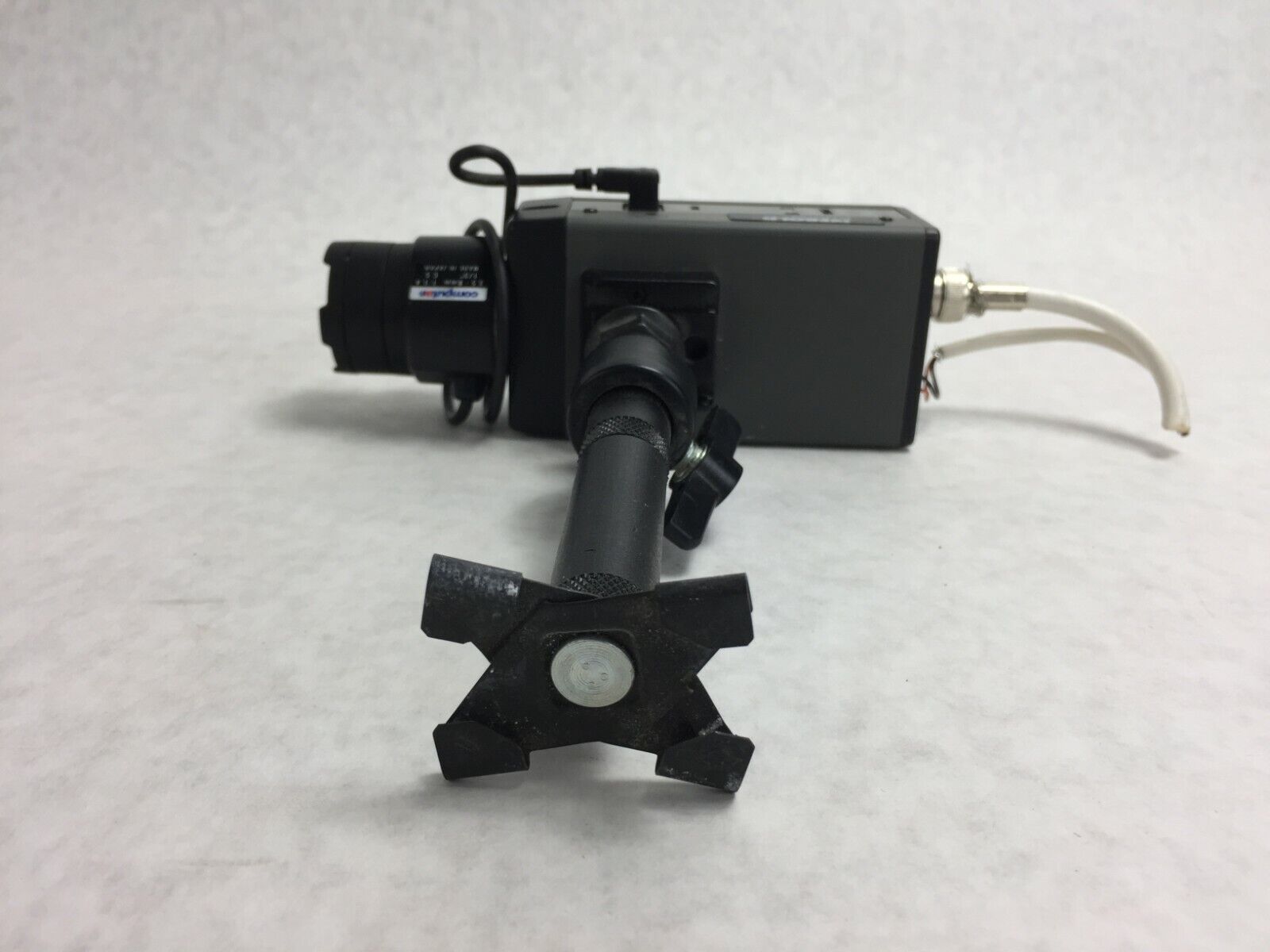 Diebold Preferred CL-301 w/ Computer 3.5-8mm 1:1.4 1/3" Digital Security Camera