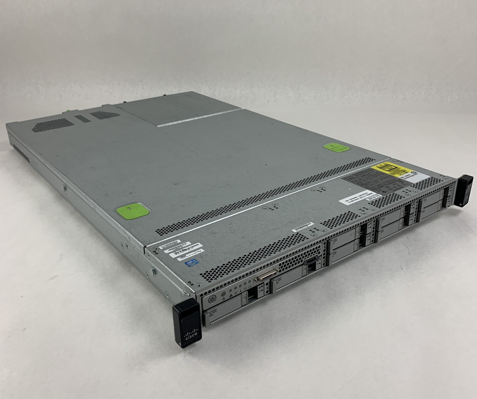 Cisco UCSC-C220-M3SBE Server 2x Xeon E5-2609 2.4 GHz 64 GB RAM No OS No HDD
