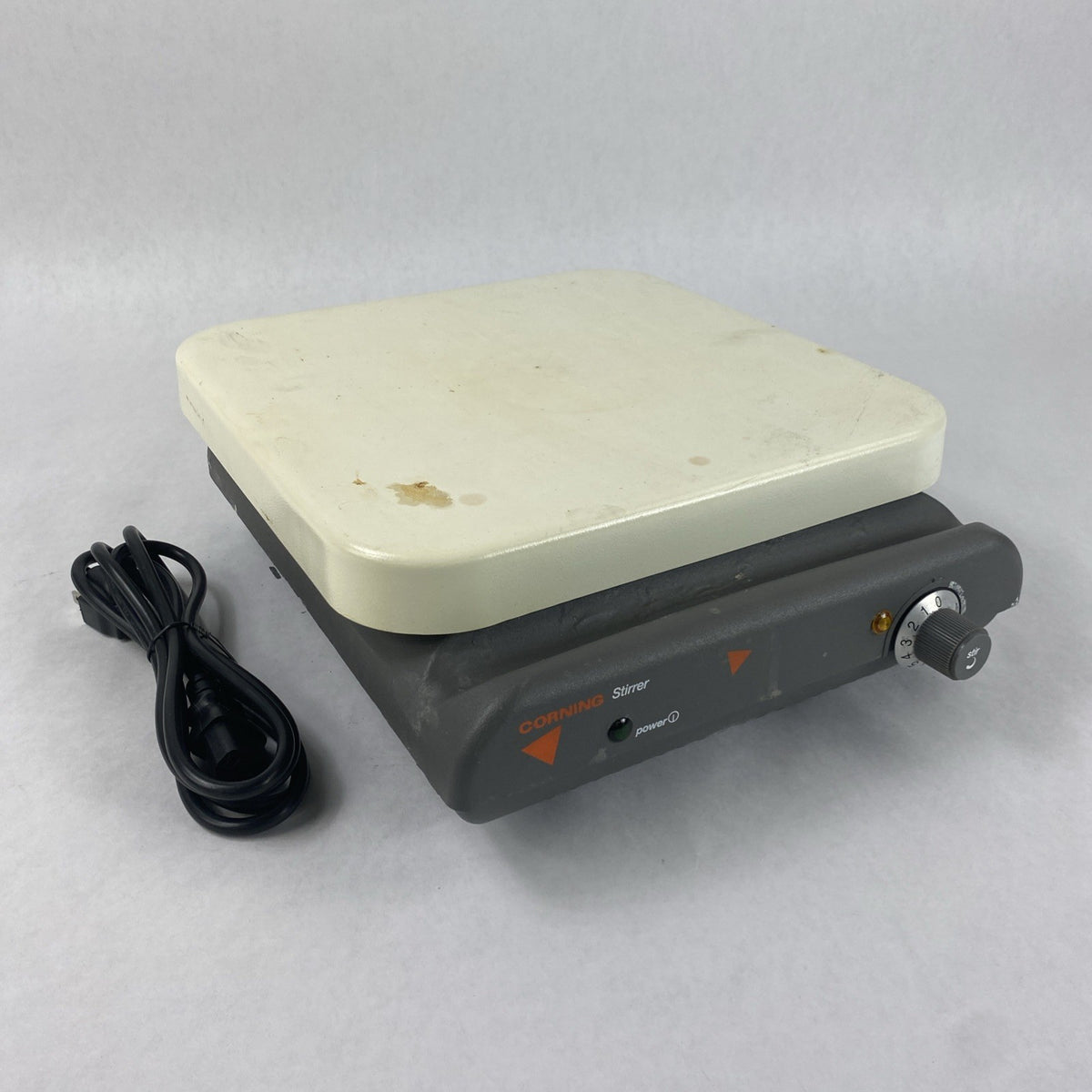Corning 6795-611 Heavy Duty Magnetic Stirrer  11" x 11"0