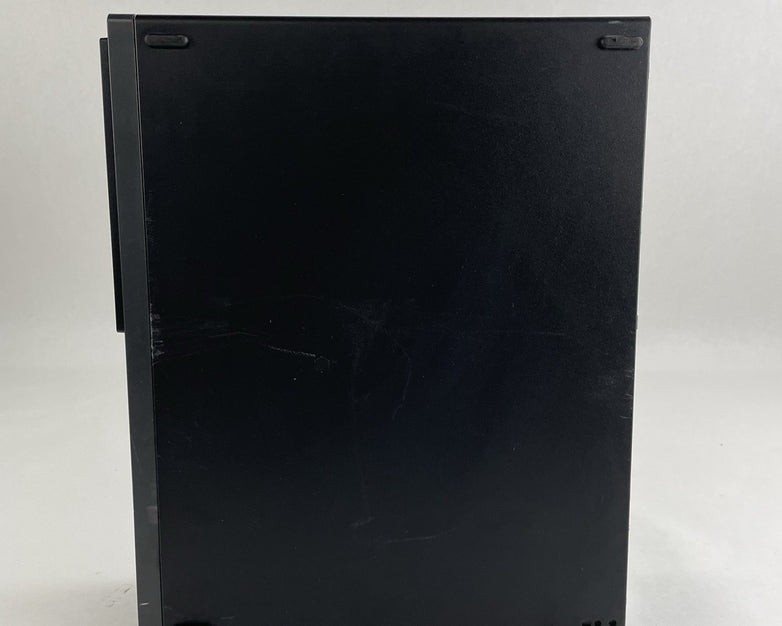 Lenovo ThinkCentre M900 SFF i5-6500 3.20 GHz 8 GB RAM No HDD/OS
