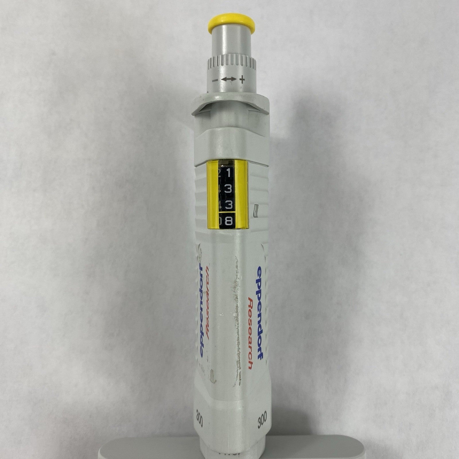 Eppendorf Research 300 30-300 uL 8-Channel Pipette - Parts or Repair