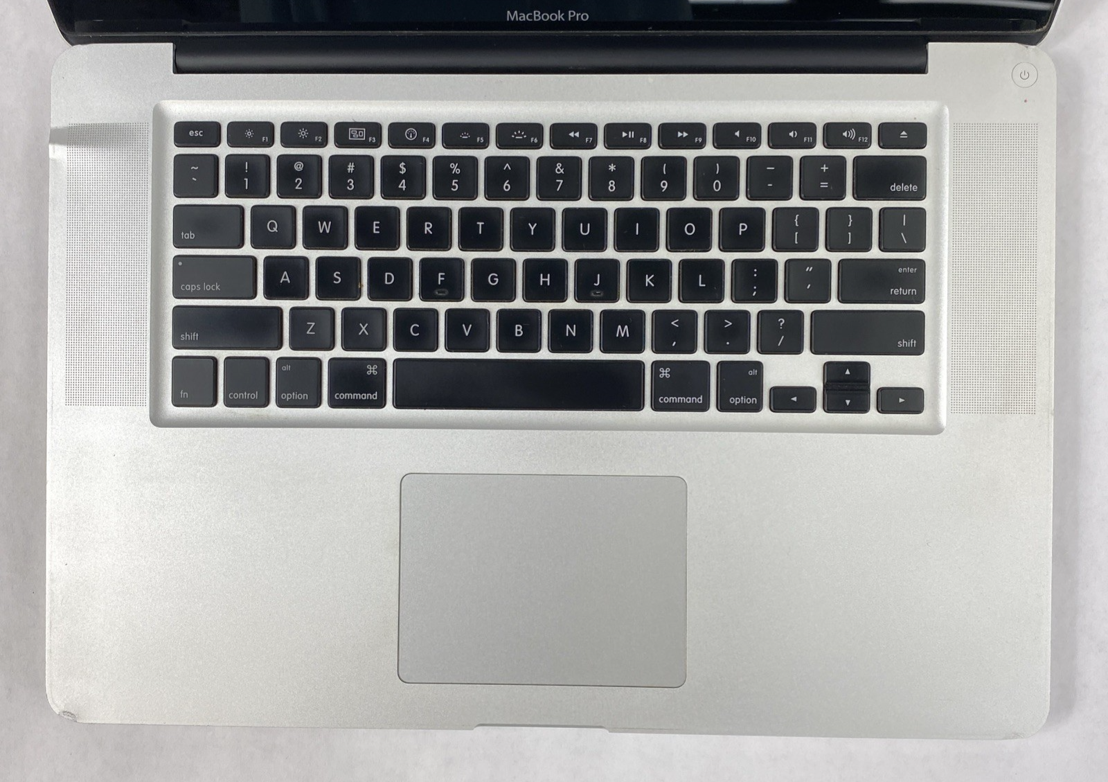 Apple MacBook Pro A1286 2010 15" 2.53GHz i5 8GB RAM 250GB SSD os10.13.68