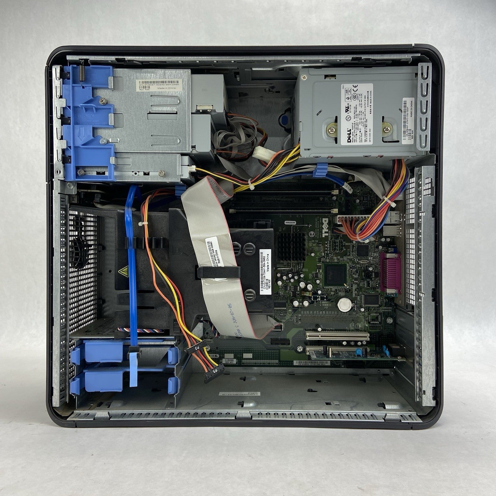 Dell Optiplex GX520 MT Intel Pentium 4 2.8GHz 1GB RAM No HDD No OS9