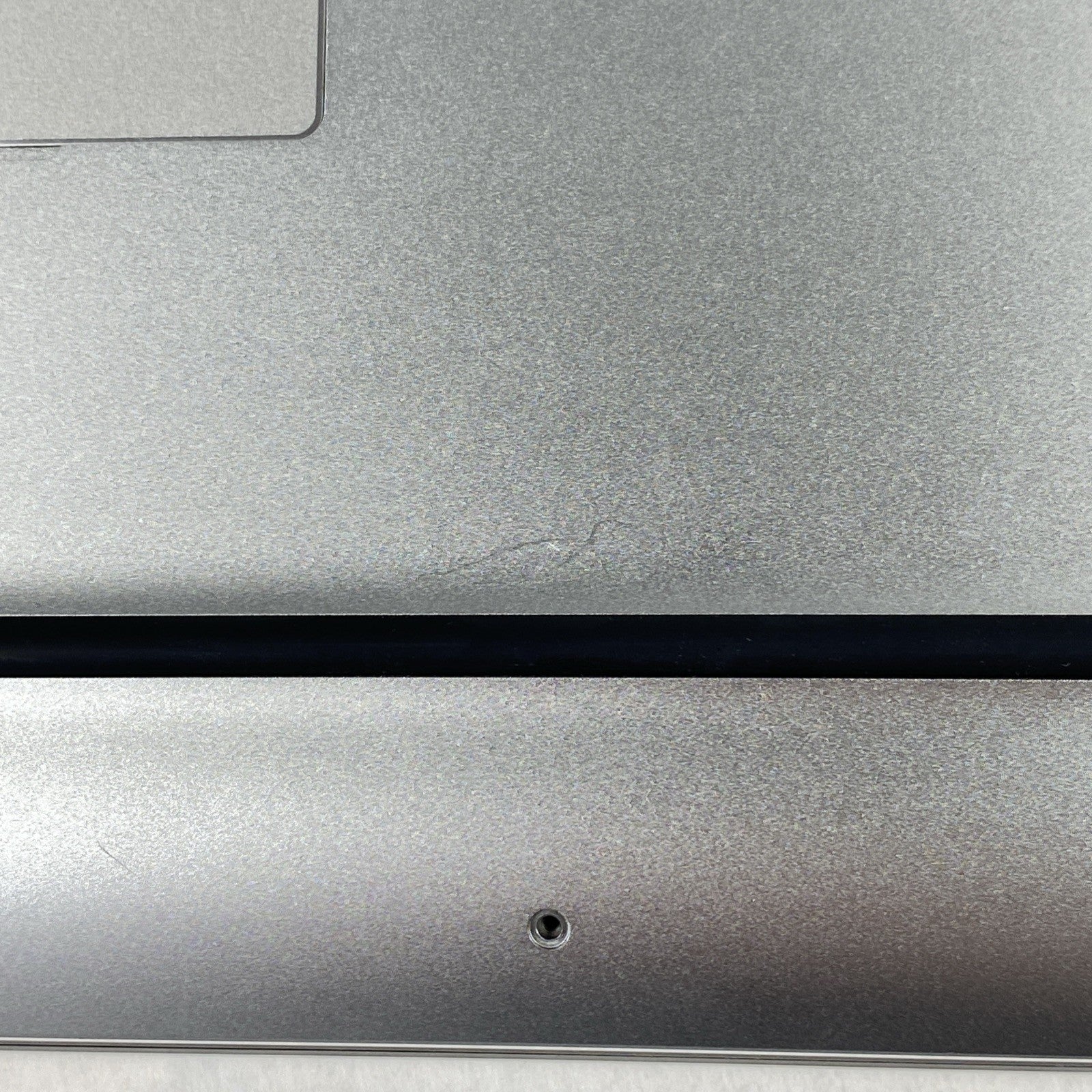 Dell Precision 5510 Intel Core i7-6820HQ 2.7 GHz 8 GB RAM 15.6" No HDD No OS