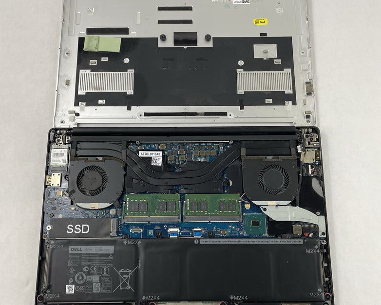 Dell Precision 5530 15.6" i9-8950HK 2.90 GHz 32 GB RAM No SSD/OS/AC