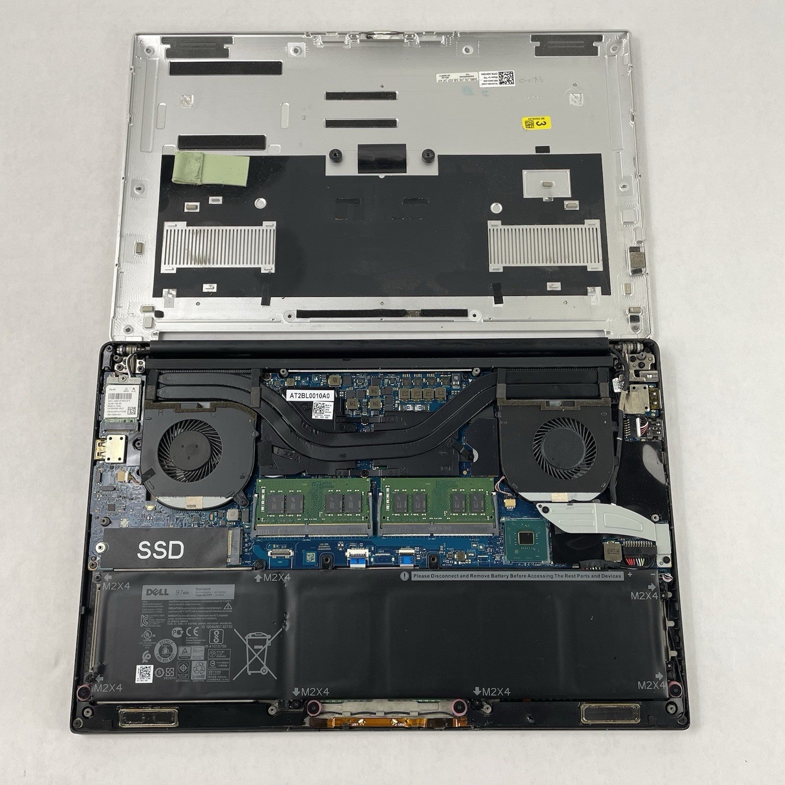 Dell Precision 5530 15.6" i9-8950HK 2.90 GHz 32 GB RAM No SSD/OS/AC16
