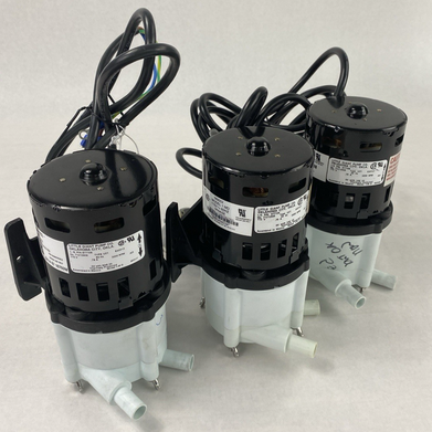 Little Giant 589002 Magnetic Pump Model 1-MD 977108 - Parts or Repair - Lot of 3