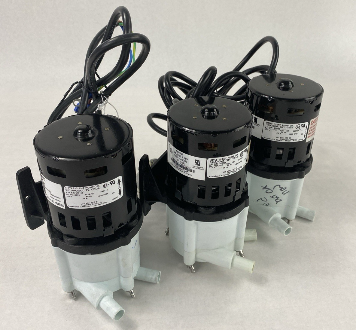 Little Giant 589002 Magnetic Pump Model 1-MD 977108 - Parts or Repair - Lot of 3