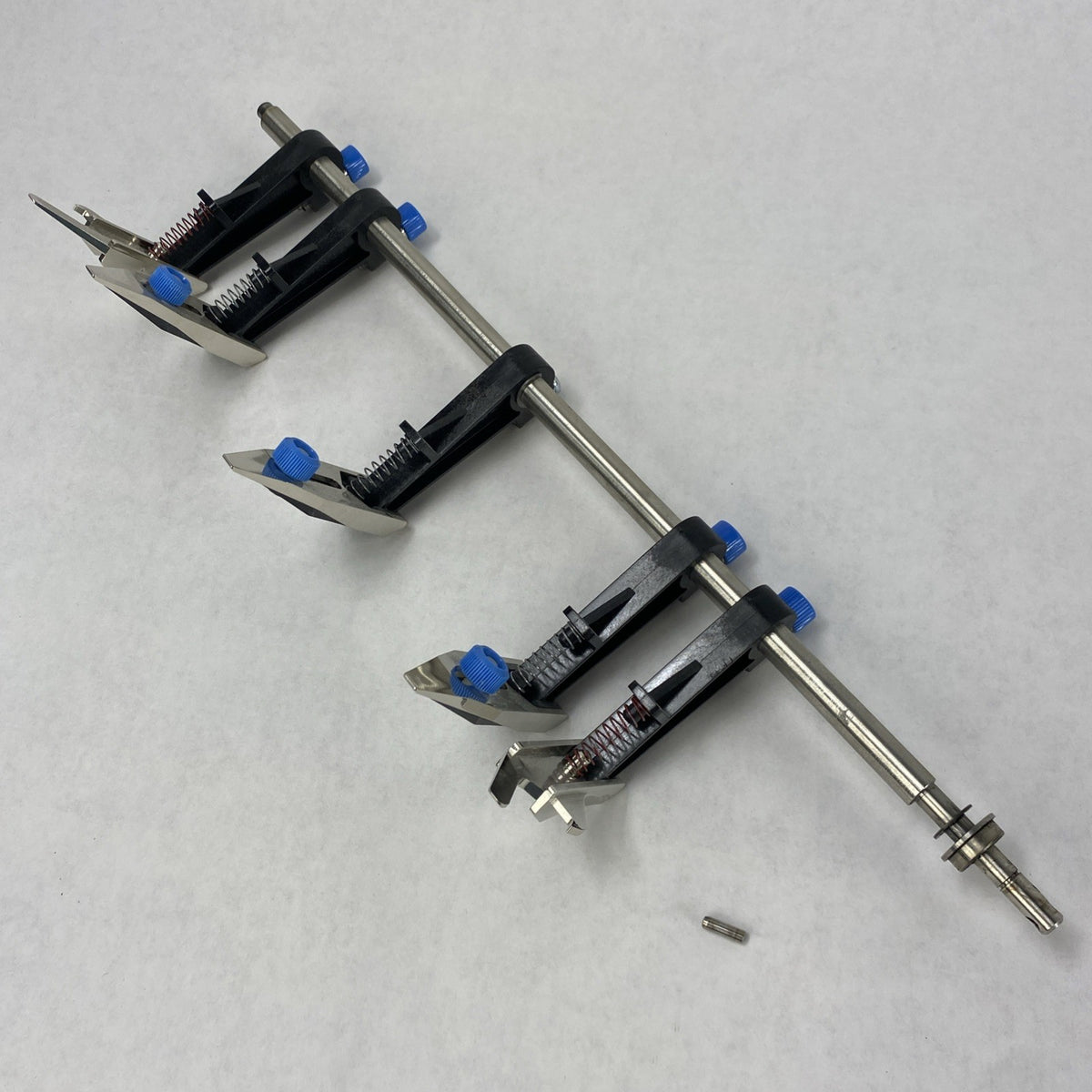 Pitney Bowers DI900 Inserter Open Envelops Finger0