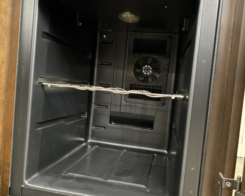Intertek CW-52ADT Thermelectirc Wine Cooler