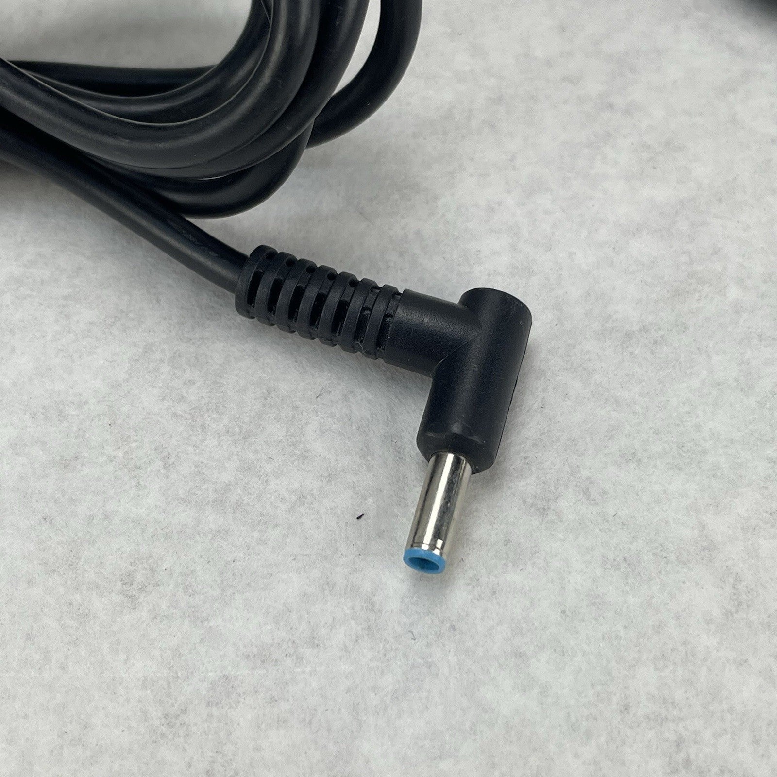 HP 65W (4.5mm Blue tip)  AC Adapter Charger Mixed Lot of 51
