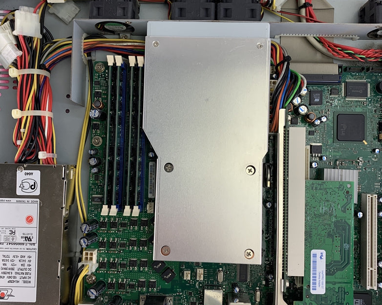 Intel SE7230NH1LX Motherboard Intel Pentium D 2.8GHz 8GB RAM No HDD No OS