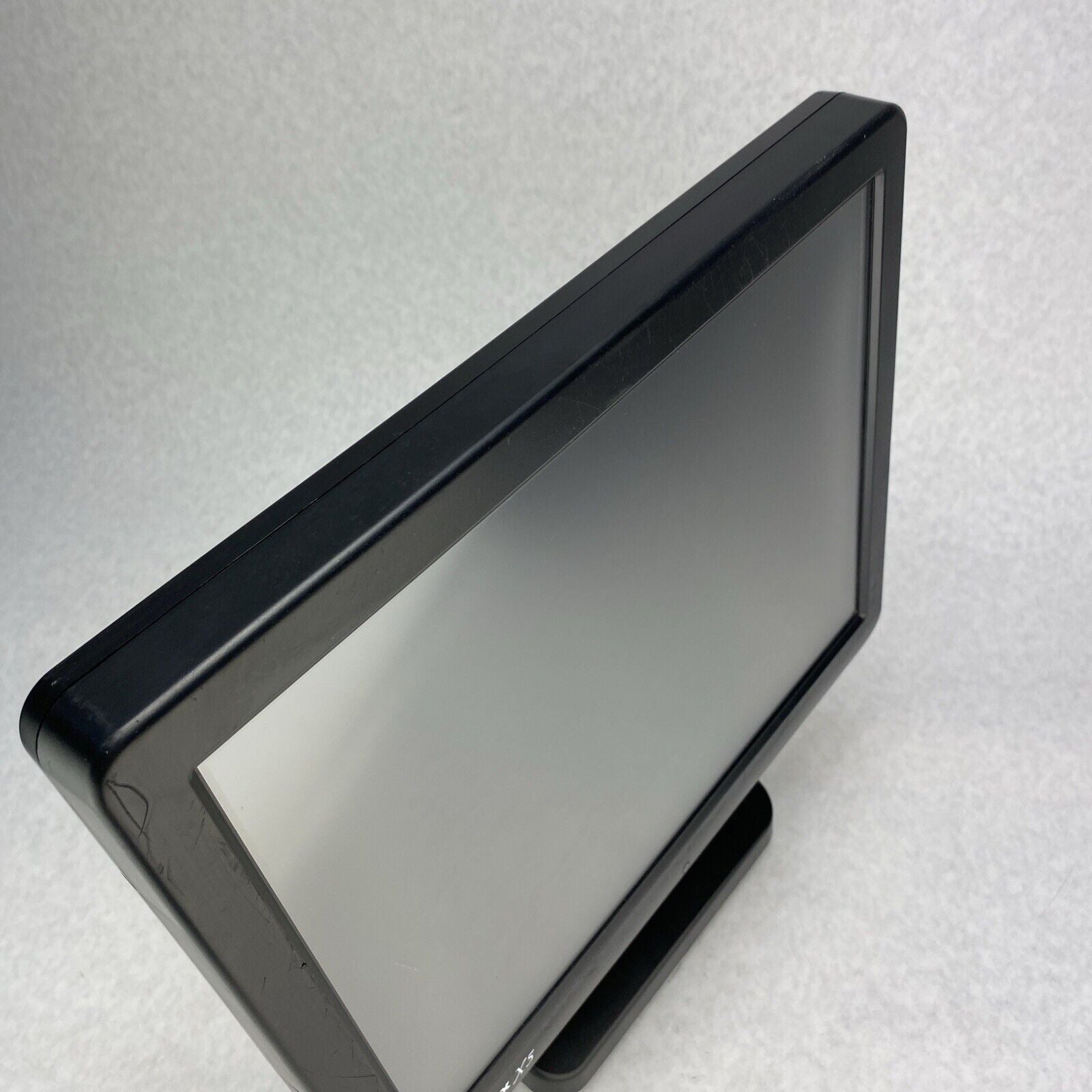 PioneerPOS AsterixTouch-X5 15" AIO Intel Atom D2250 1.86GHz 4GB RAM No HDD