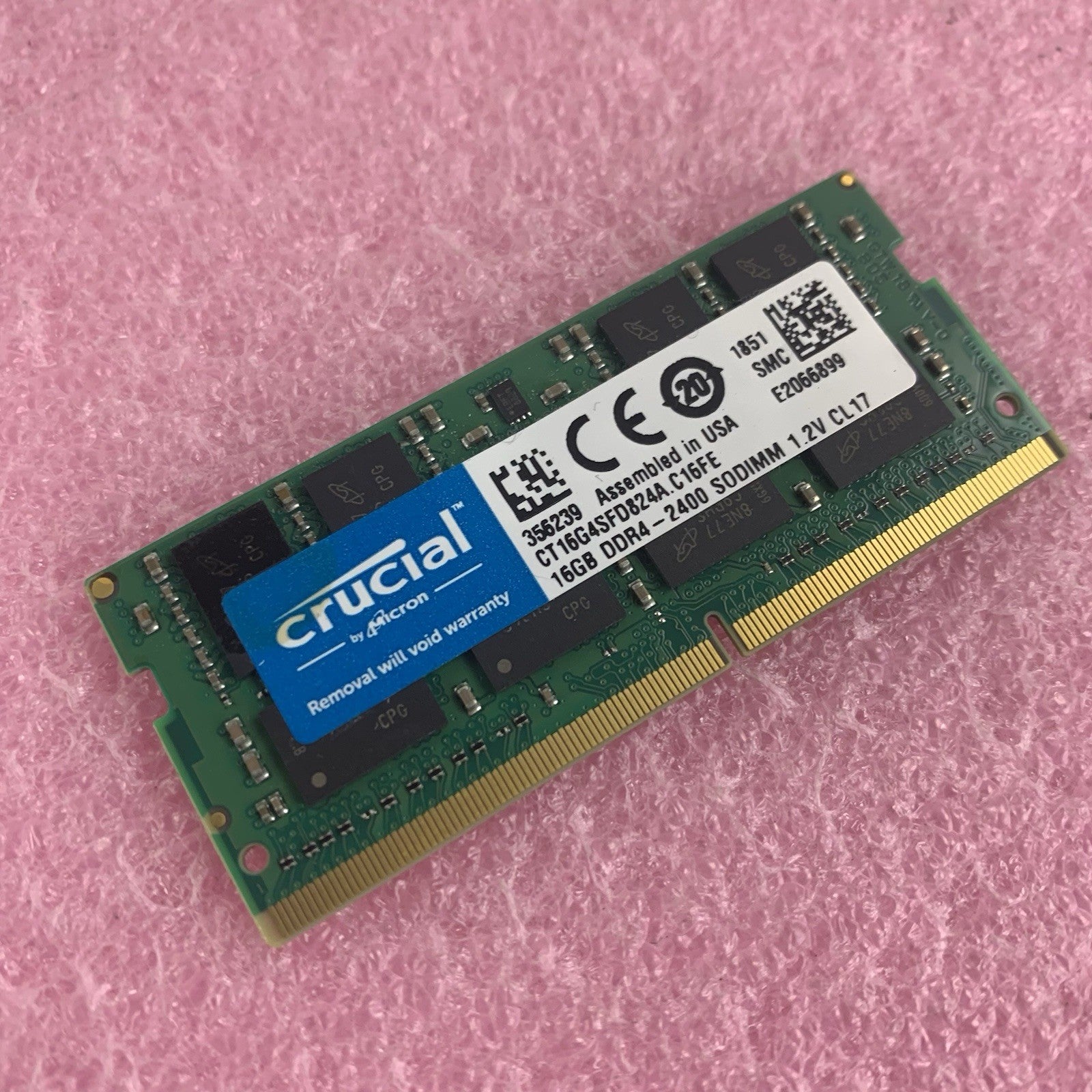 Crucial CT16G4SFD824A.C16FE 16 GB DDR4-2400 PC4-19200 Laptop Ram Memory Module0