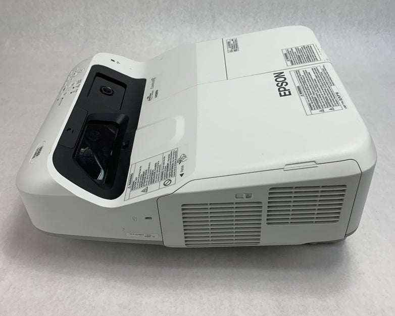 Epson PowerLite 695Wi H740A LCD Lamp Projector 749 Lamp Hours - No Remote