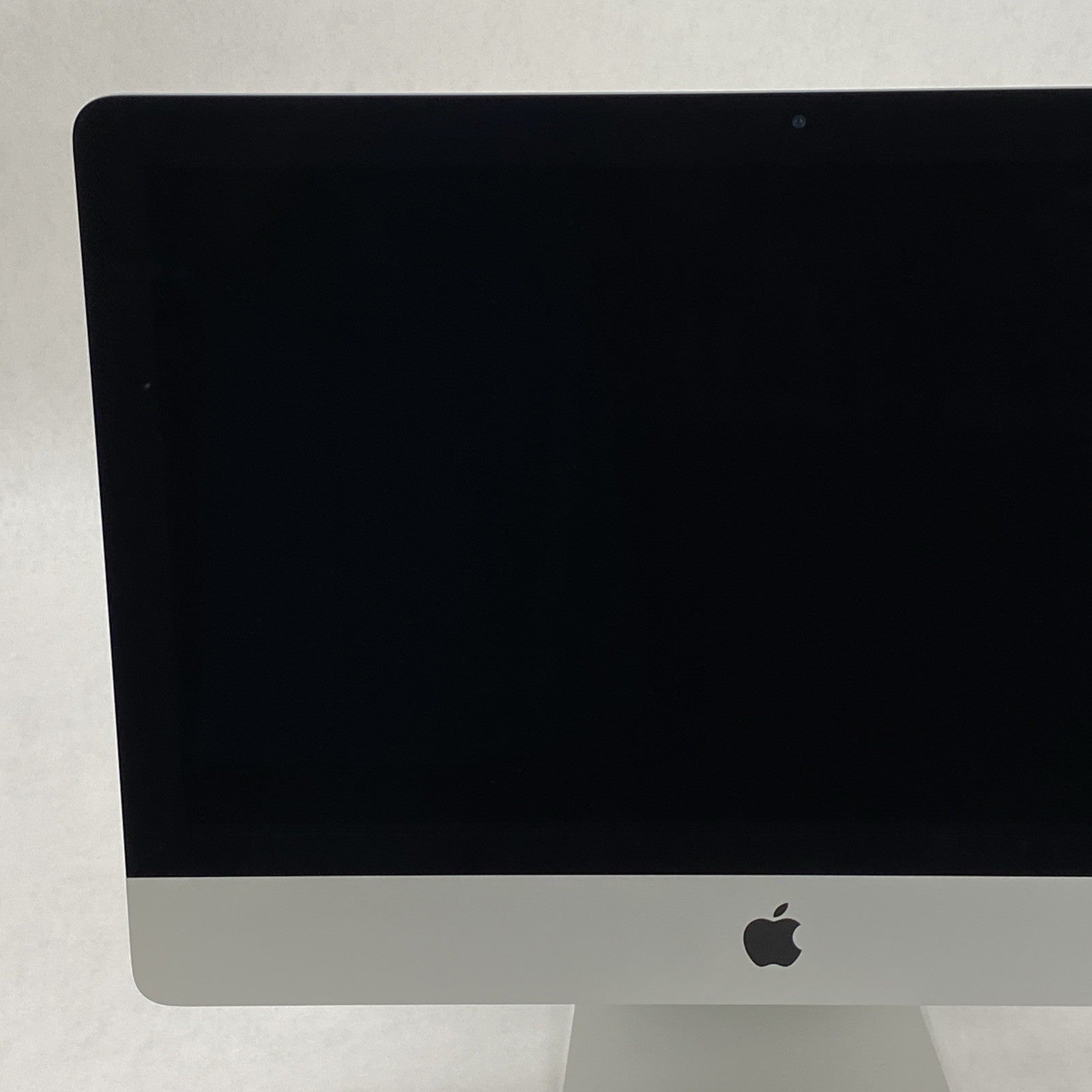 Apple A1418 iMac 21.5" 2013 2.7GHz Core i5 8GB RAM 250GB SSD macOS 10.15.86