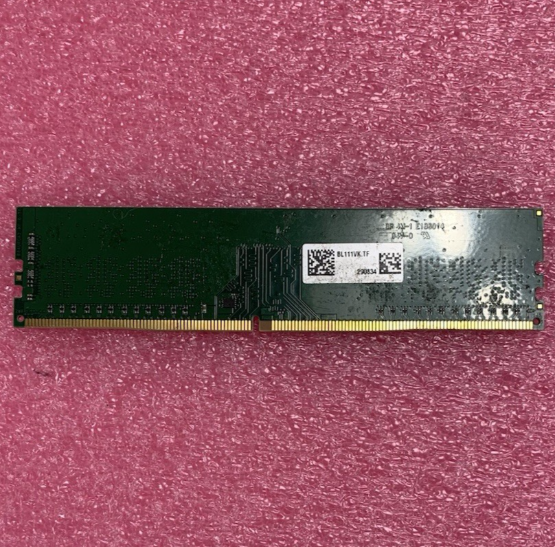 Crucial CT4G4DFS8213.M8FA 4GB DDR4 SDRAM Memory Stick3