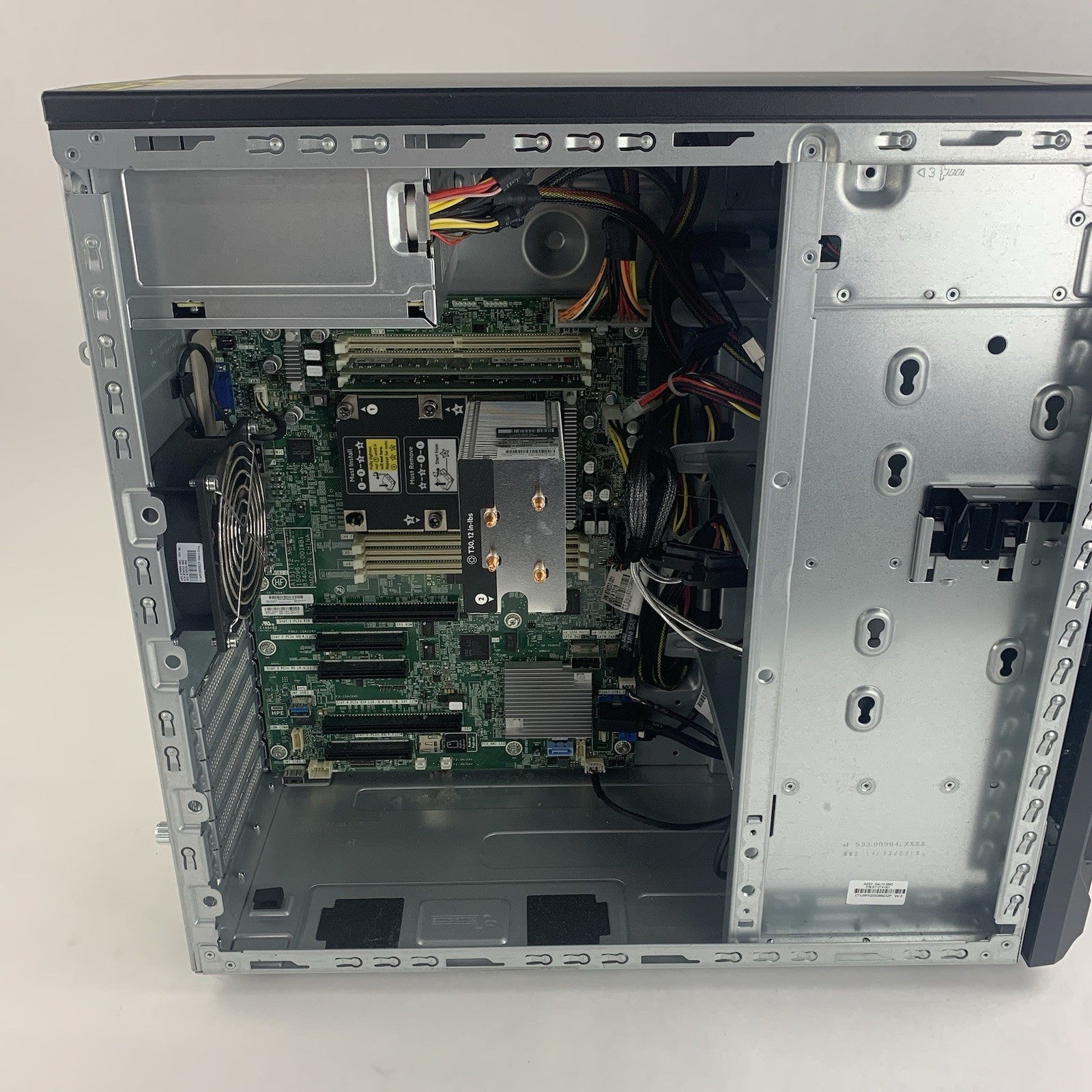 HP ML110 Gen10 8xSFF Server 1x Bronze 3104 1.7 GHz 24 GB Ram No HDD No OS11