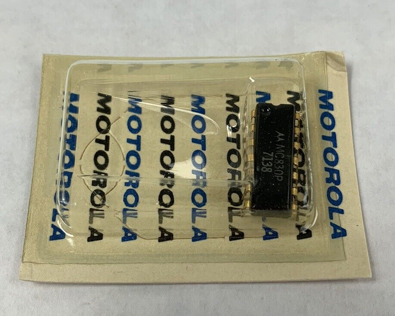 Motorola MC830P DTL Dual 4-Input NAND Gate Gold (Lot of 19)
