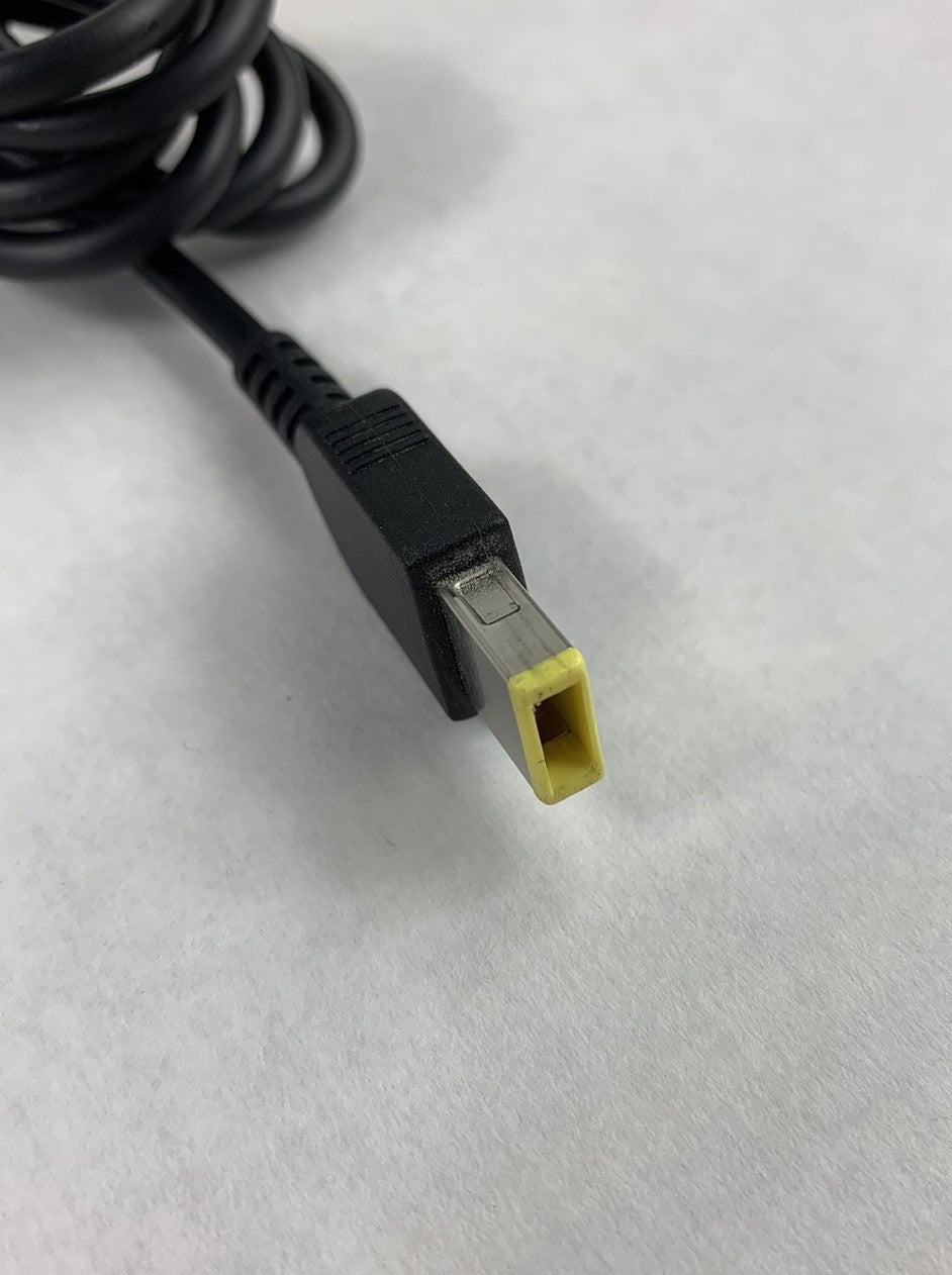 Lenovo ADL135NLC2A 135W 20V 6.75A AC Adapter Power Supply