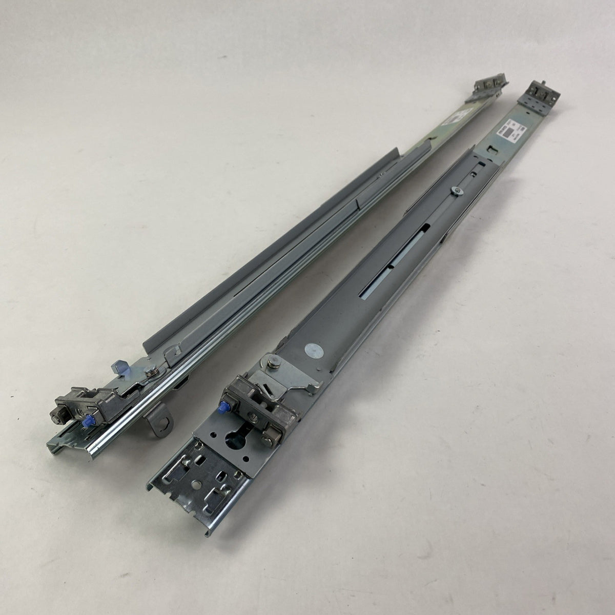 IBM 68Y9724 68Y9725 Right and Left Sliding Rails0