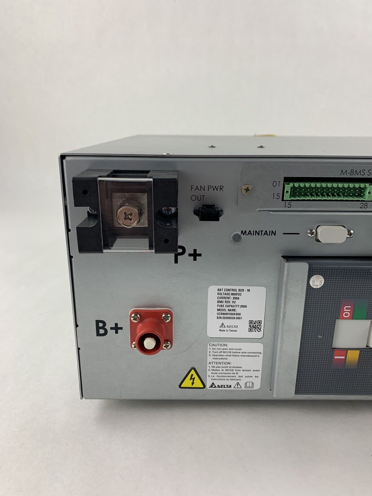 Eaton UCB600V250AB00 Battery Control Box 600VDC 250A w/ ABBSace in250A Breaker