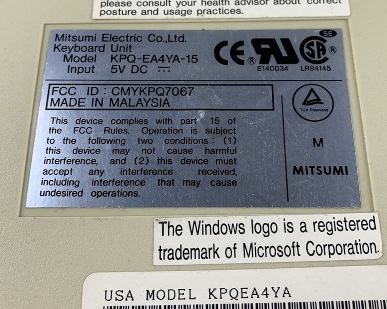 Mitsumi Electric KPQ-EA4YA-15 5 Pin DIN-Wired Mechanical Keyboard - Tested