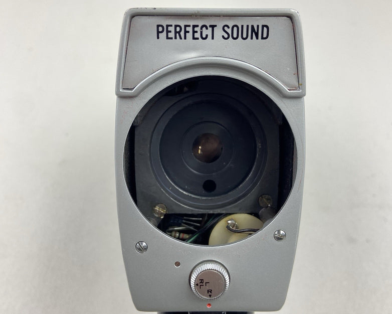 Vintage Synchronex Mark IV Movie Camera Japan 18467 Super Zoom & Case Untested