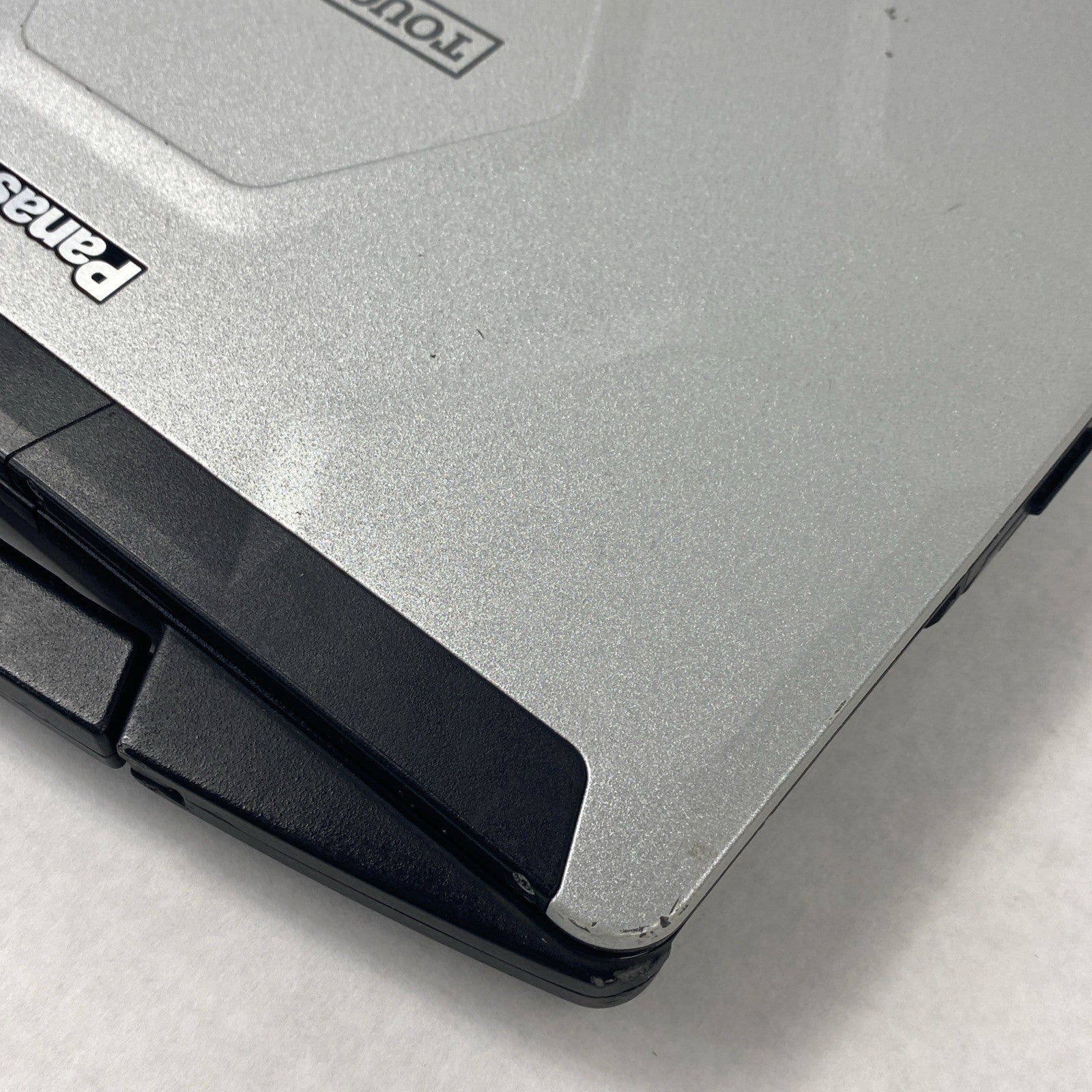 Panasonic Toughbook CF-54 14" Touch i5-6300U 2.4GHz 8GB RAM No Battery No HDD/OS