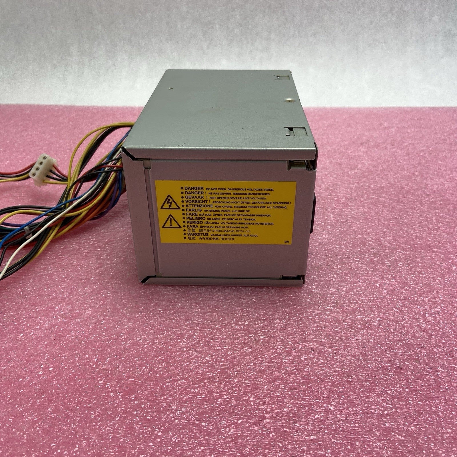 Delta Electronics DPS-295BBA 295W Power Supply1