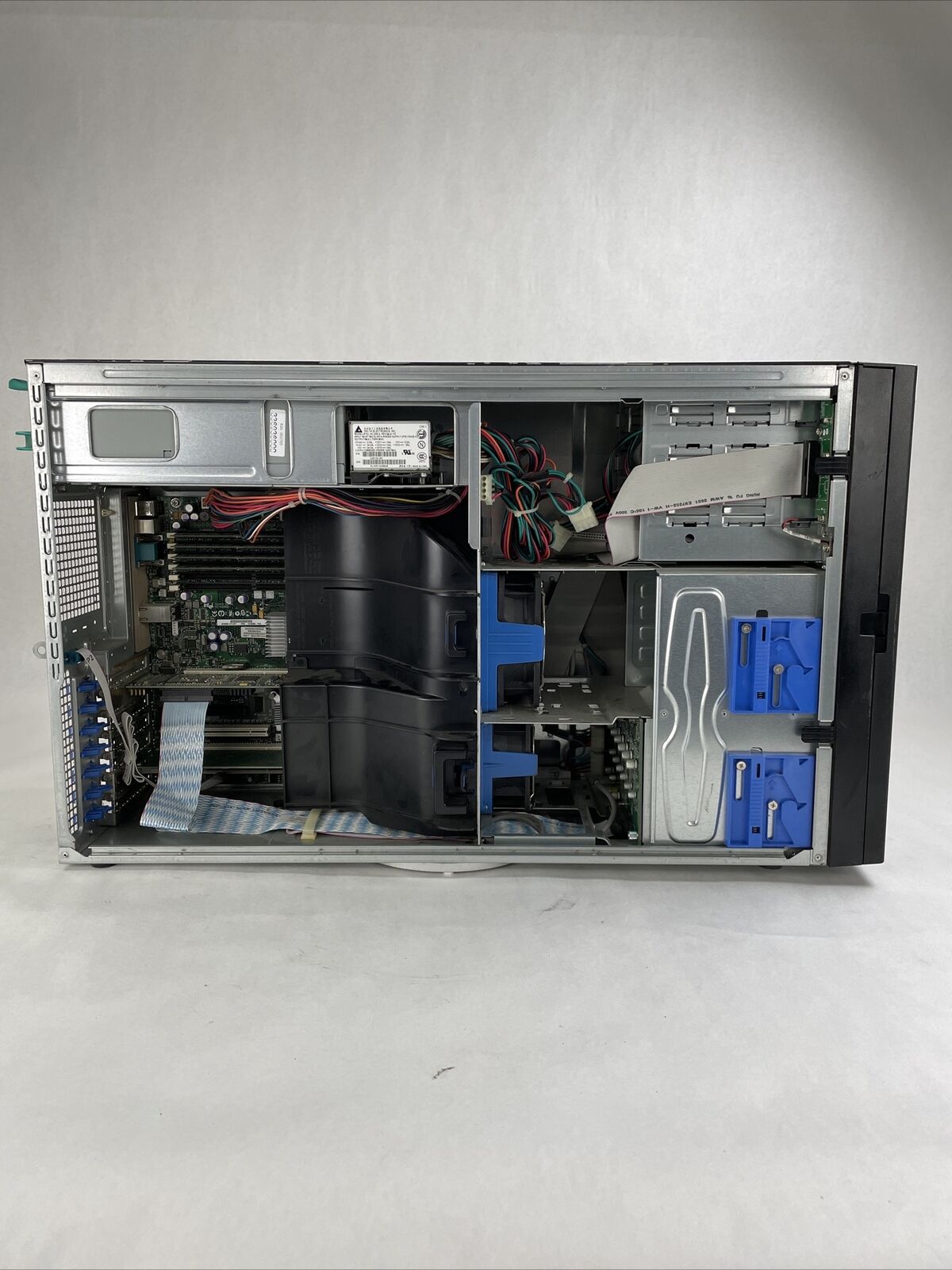 Intel SE7520BD2 Motherboard 2X Intel Xeon 3.6GHz 8GB RAM SC5300 5U Chassis