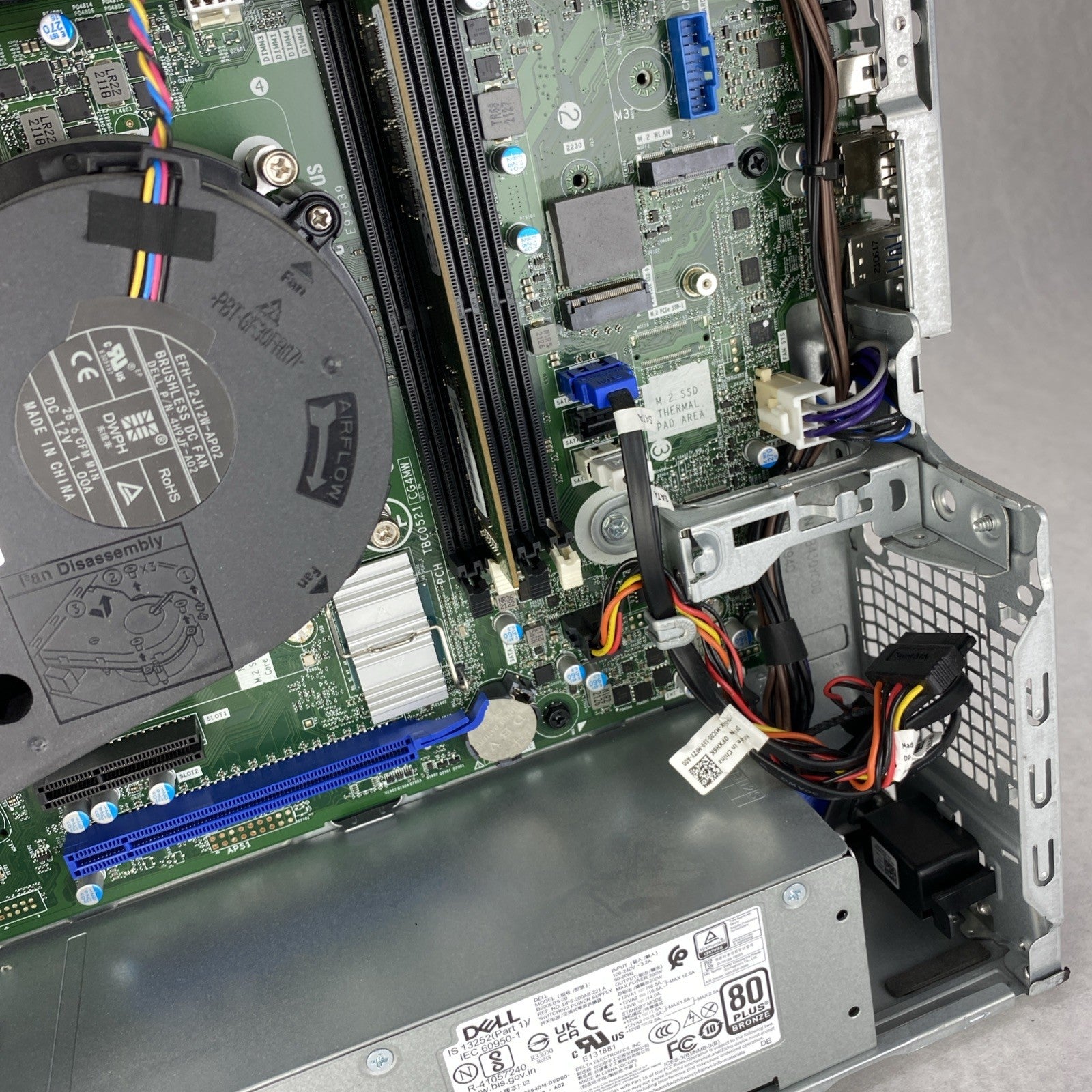 Dell OptiPlex 5090 SFF Intel 6 Core i5-10505 3.20GHz 1x16GB RAM No HDD No OS